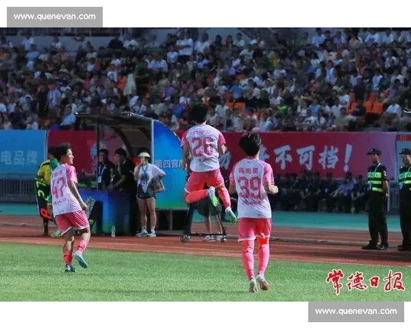 以足球俱乐部为核心的城市文化商业青训与全球品牌新生态探索 以足球俱乐部为核心的城市文化商业青训与全球品牌新生态探索